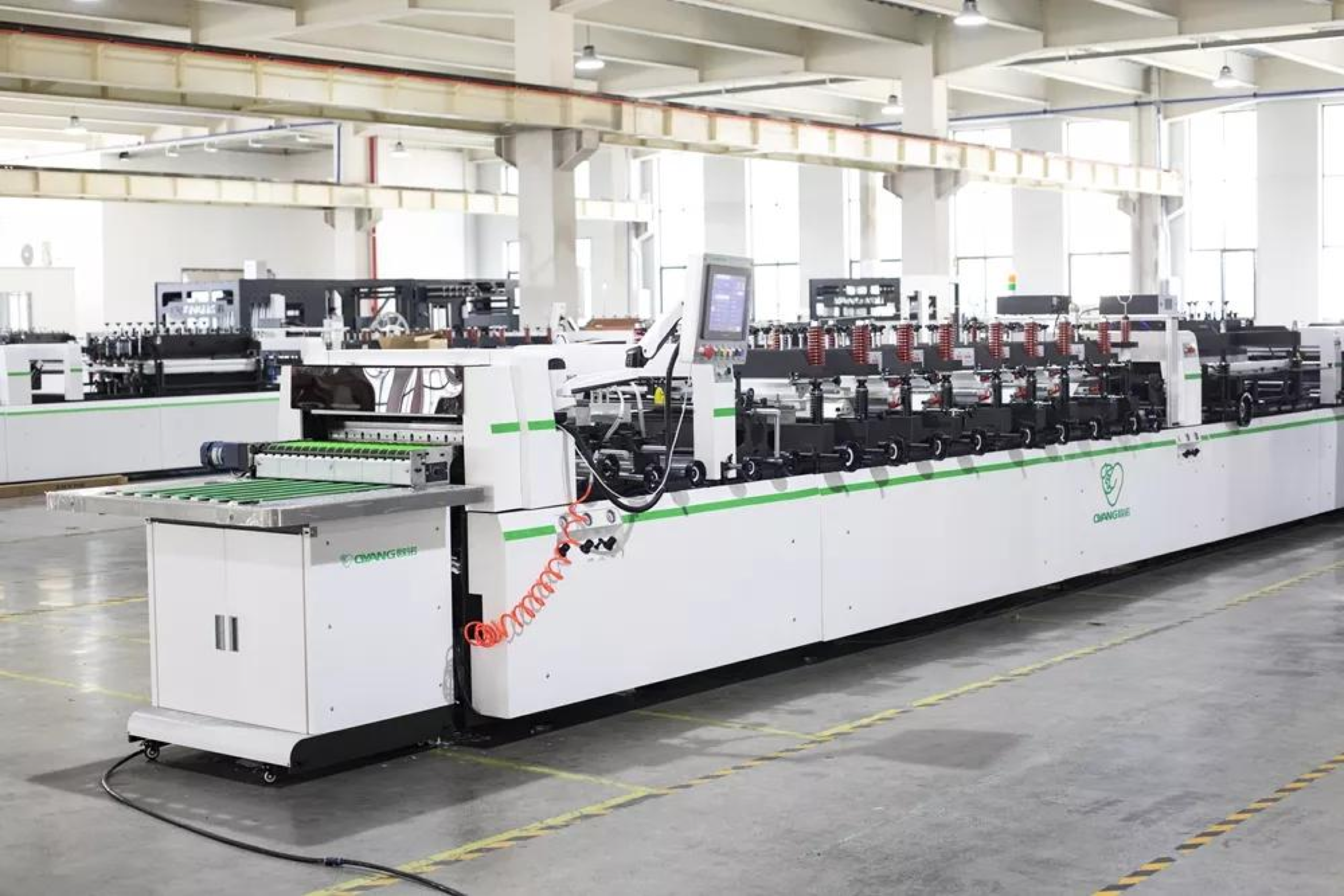 Stand up pouching machine line.